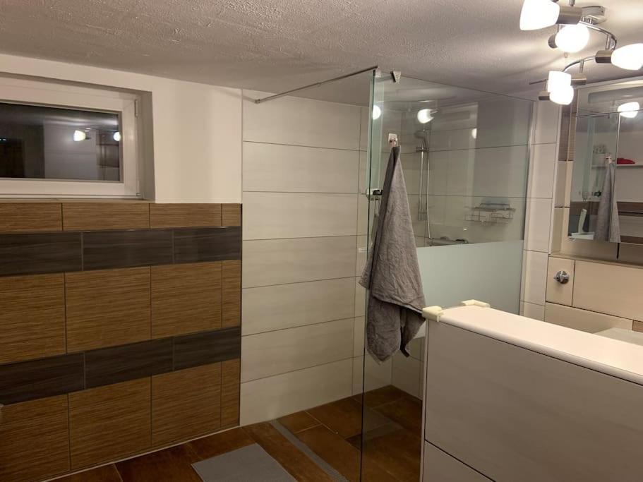 שרמברג Schoene Moderne & Rustikale Einliegerwohnung Mit Kueche מראה חיצוני תמונה